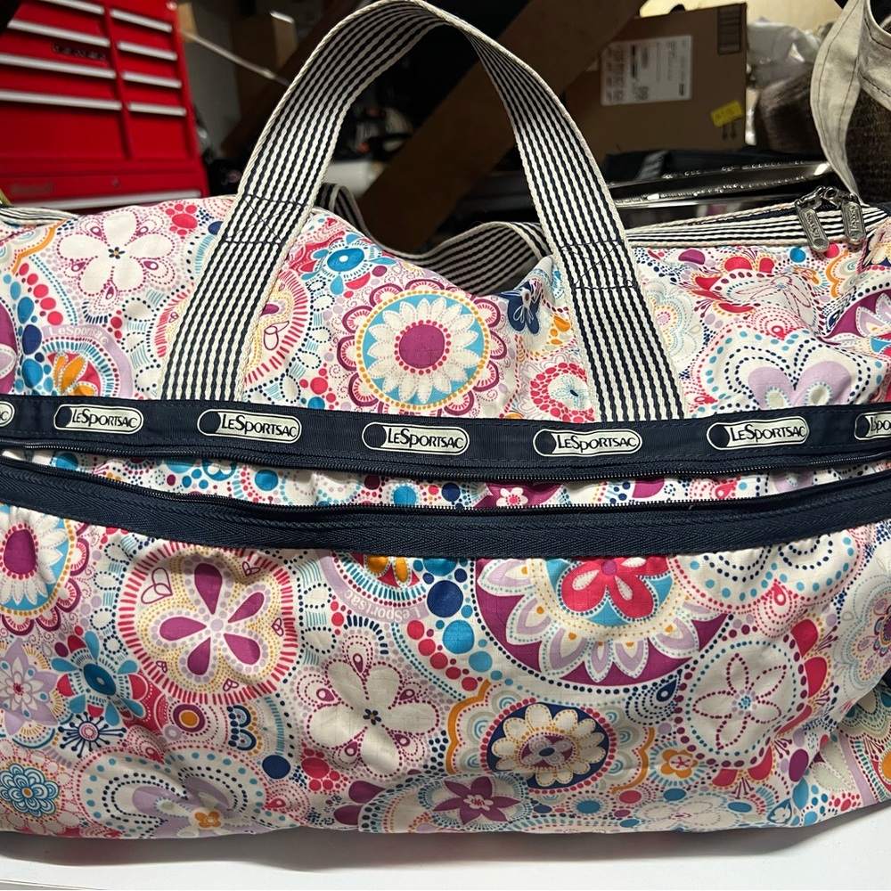 Vintage Le Sportsac Duffel Floral Print